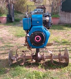 Motozappa 14cv Diesel 
Lombardini 