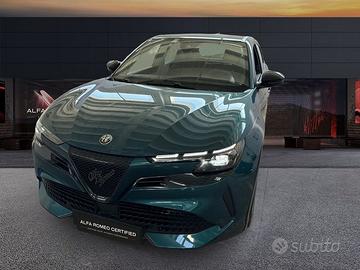 Alfa Romeo Junior 1.2 145CV Hybrid eDCT6 ibrida
