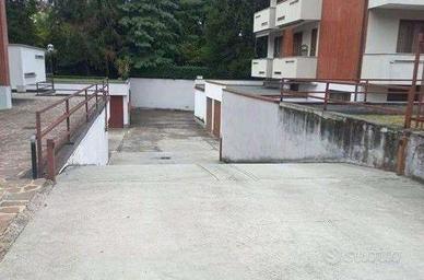Garage a Cassina de' Pecchi