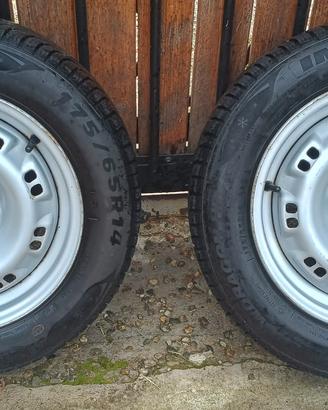 Cerchi e pneumatici invernali fiat  pari al nuovo