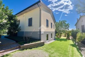 CASA INDIPENDENTE A ASSISI