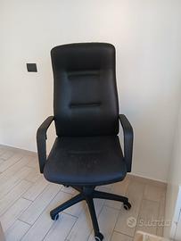 Poltrona direzionale pelle nera