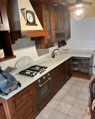 Cucina Legno massello completa