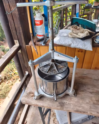 torchio manuale in acciaio inox alluminio
