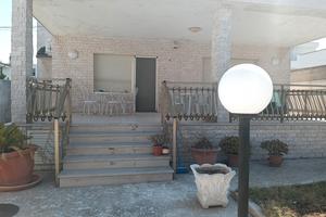 Tricase - Villetta con giardino di circa 250 mq