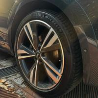 Pneumatici Michelin Alpin 245/40 R21