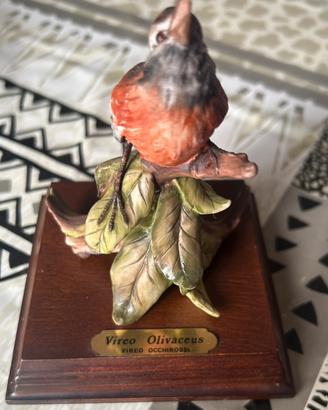 Statuina Vertasca uccellino