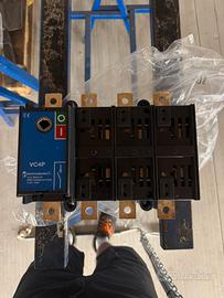SEZIONATORE TECHNOELETRIC  VC4P 4x630A.  -5pz disp