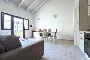 2 LOCALI A CASTELVERDE