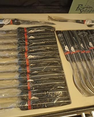 Solingen set coltelli e forchette nuovi