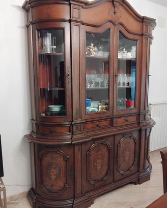 Soggiorno in legno massello