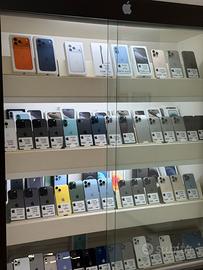 Iphone da esposizione o rigenerati