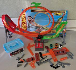 Pista Hot Wheels + Cassetta Attrezzi