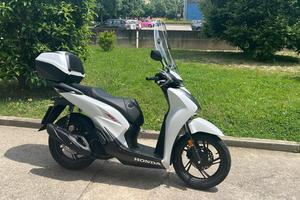 Honda SH 125 Sport