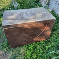 antico baule in legno anni 40