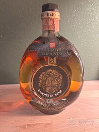 brandy Veccia Romagna etichetta nera