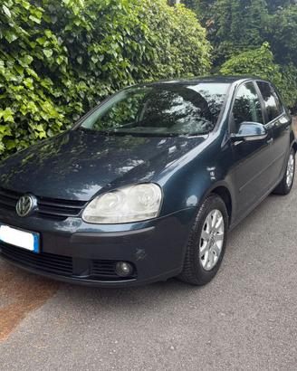 VW Golf 1.6 8v GPL  Confortline x Neopatentati