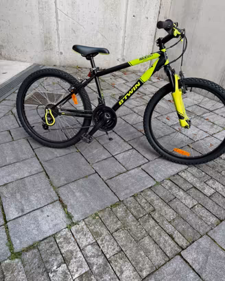 Bicicletta Mtb Rockrider 500 24 pollici come nuova