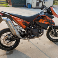 KTM 690 supermoto