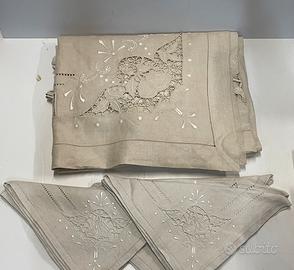 Tovaglia antica di lino