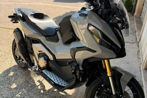 Honda X-ADV  750