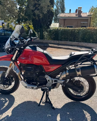 Moto Guzzi V85 TT 850 – 2021 – Solo 3.000 km