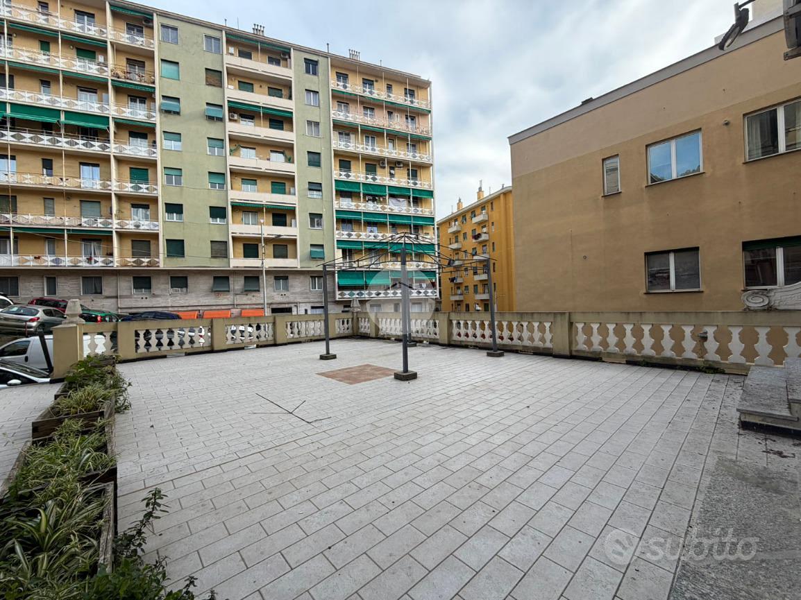 NEGOZIO A GENOVA - Vista 4