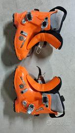 Scarponi da sci n. 38 SCARPA con suola Vibram