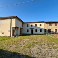 CASA INDIPENDENTE - ampio terreno edificabile e...