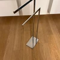 Piantana porta asciugamani in acciaio cromato