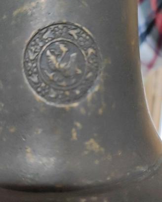 Campana navale in bronzo ancora come supporto