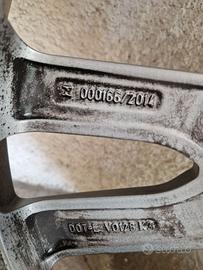 Cerchi originali Volvo V60 CC con gomme invernali