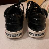 scarpe I love Moschino