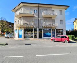 Attivita' commerciale - Peschiera del Garda