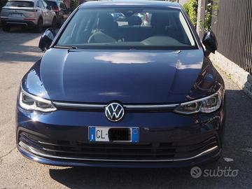 VOLKSWAGEN Golf 8ª serie - 2022