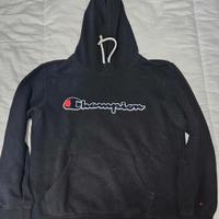 Felpa Champion Nera con Cappuccio