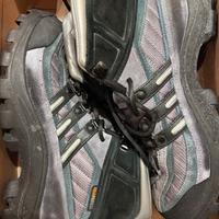 Scarponi da trekking Adidas da uomo taglia 42