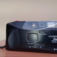 Macchina fotografica Vintage Yashica patio 