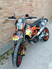 ktm 690 smc 