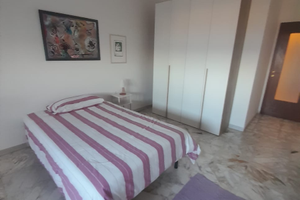 Fronte mare per studentesse