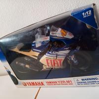 Yamaha Valentino Rossi 2009 - Modellino Collezione