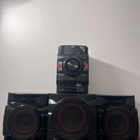 Stereo LG 600W XBOOM con subwoofer