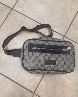 Borsello Gucci a tracolla uomo