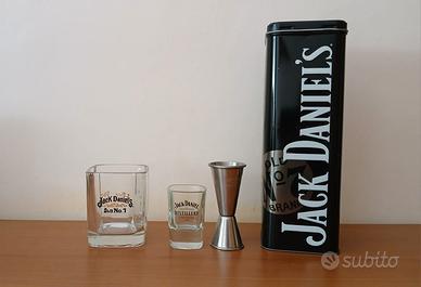 2 bicchieri e dosatore Jack Daniel's Whisky