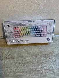 Tastiera Razer mini con Led