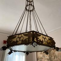 LAMPADARIO IN FERRO BATTUTO