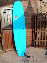 Tavola da surf con leash