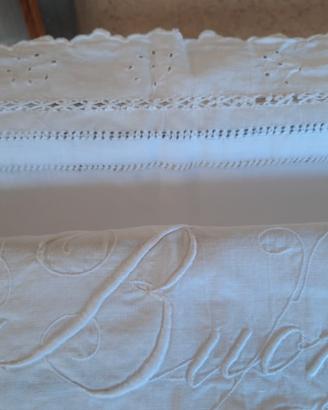 Teli ricamati vintage copricuscini