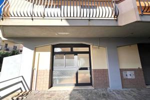 Rif.RI0225| locale commerciale squillace