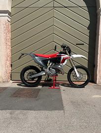 Fantic xe 125 (2024)